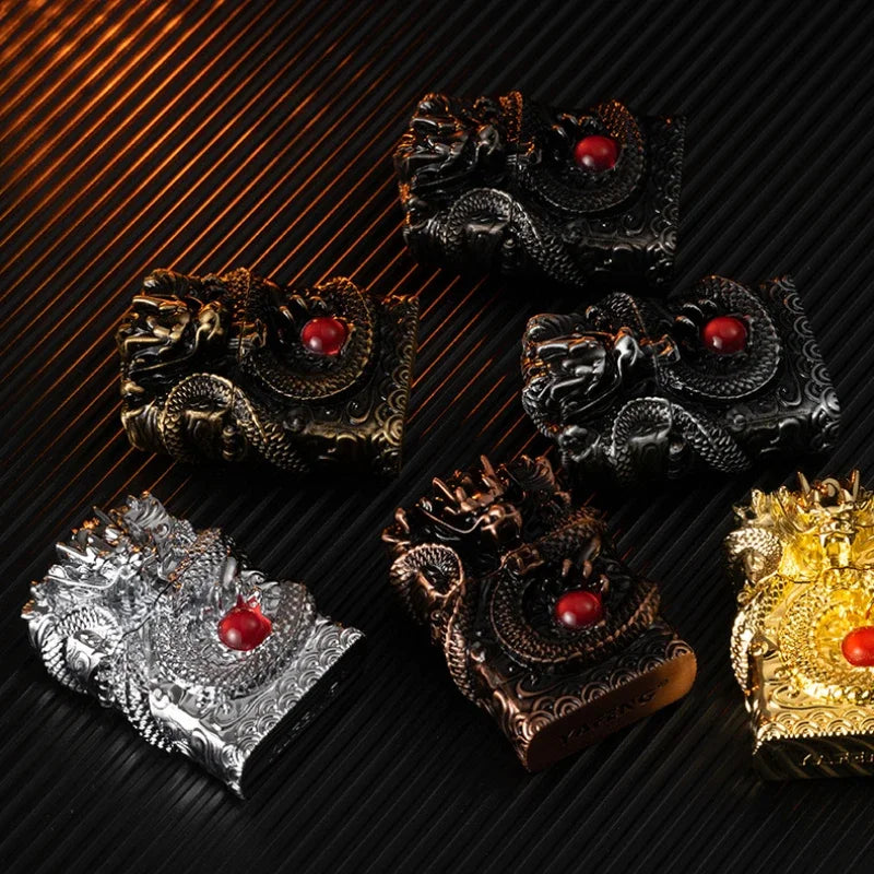 Heavy Craftsmanship Relief Grinding Wheel Open Flame Lighter Vintage Retro Three-dimensional Relief Metal Shell Men's Gift