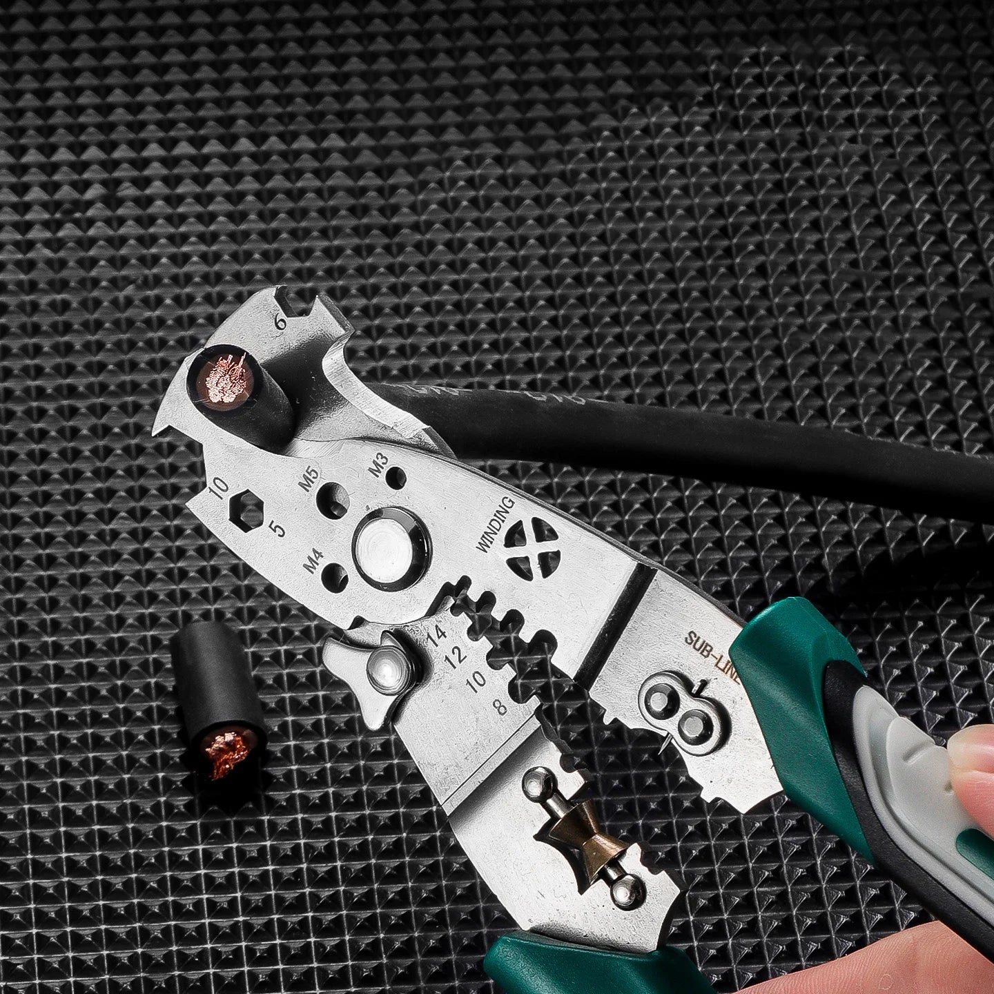 Multifunctional Foldable Wire Stripper Crimper Cutter Electrical Pliers for Splicing Screws Motorcycle Circuit Repair Tool Kit